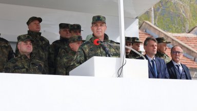 Новият командир на 61-ва Стрямска механизирана бригада в Карлово встъпи в длъжност