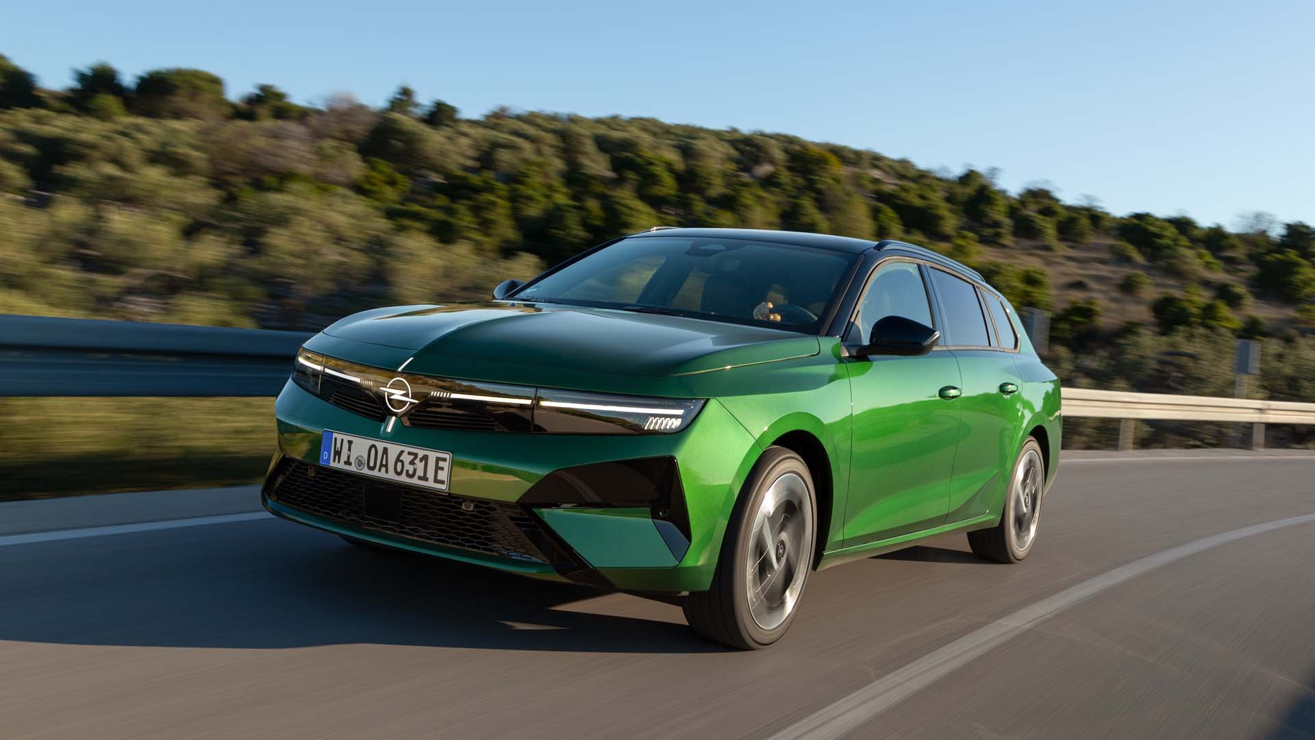 Opel Astra Sports Tourer Electric