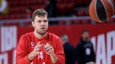 Развълнуваният Везенков: Мечтая да напълним тази зала и с националния отбор