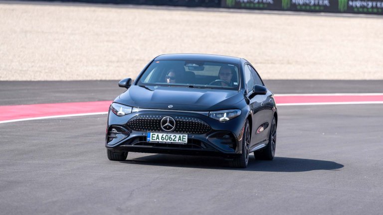 Новият Mercedes-Benz CLA – перфектният електрически седан? (галерия и видео)