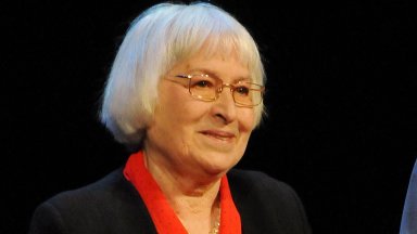 Замлъкна гласът на една епоха: На 97 години си отиде Маргрет Николова
