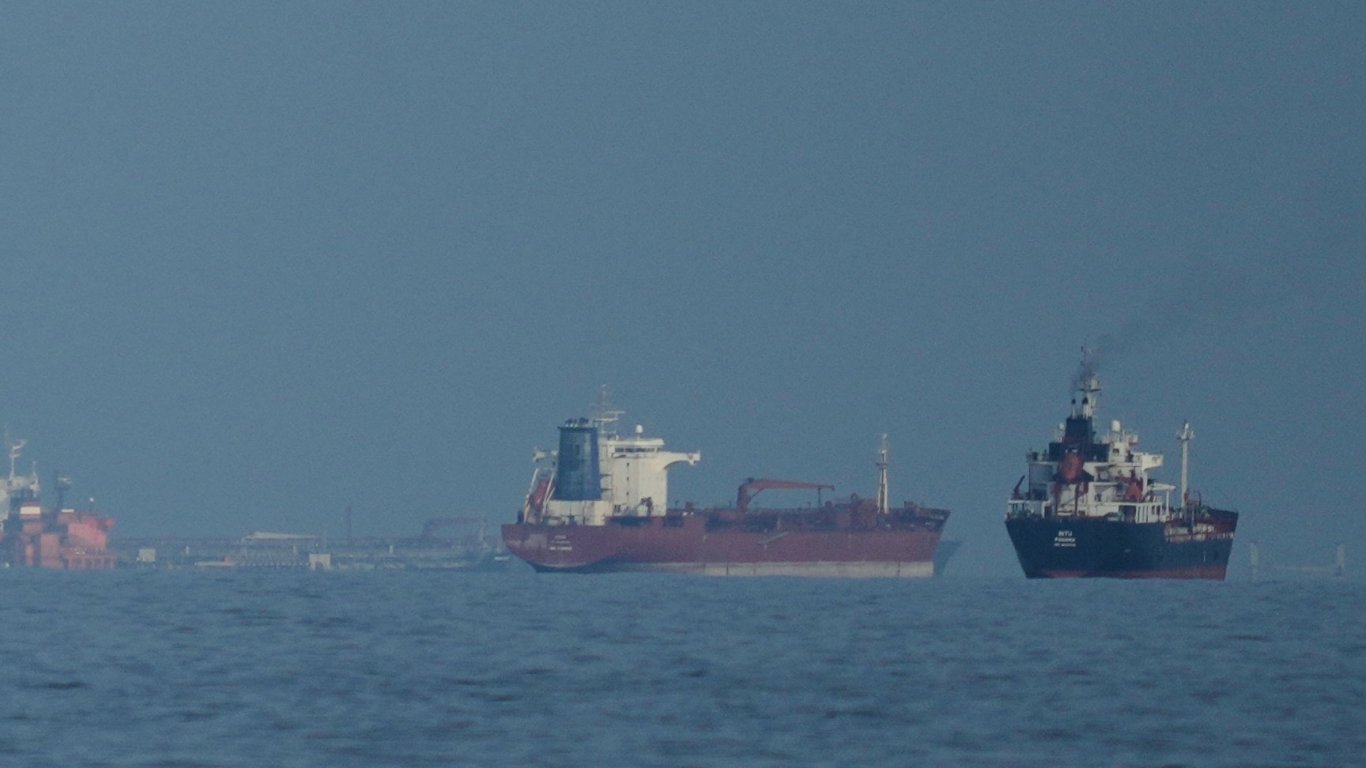 Централното командване на САЩ разширява морските операции в Арабско море и Оманския залив