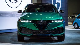 Alfa Romeo лансира новите модели Tonale и Stelvio на автосалона в Ню Йорк