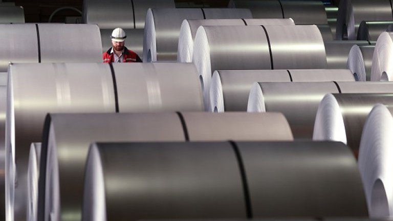ЕС удвоява митата върху стоманата и ограничава вноса