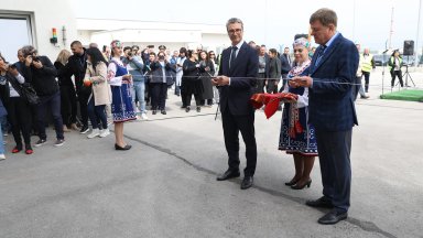 19 000 контейнера, 60 г. експлоатация: Трайков откри националното хранилище за радиоактивни отпадъци