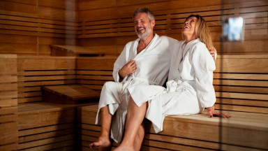 Гореща терапия: кога сауната лекува и кога вреди