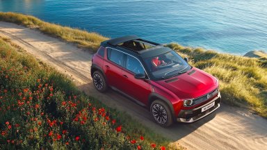 Renault 4 получи електрически сгъваем текстилен покрив