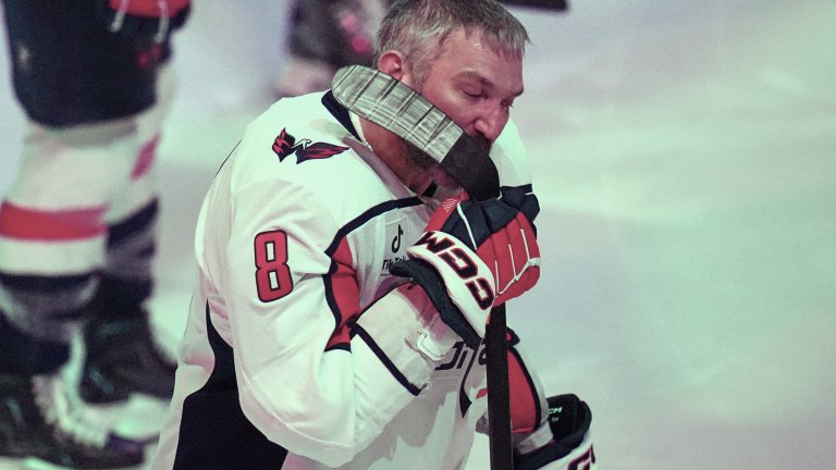 "Още един сезон": Феновете с молба към Овечкин в може би последния му мач