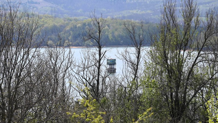 НИМХ: До петък предимно слънчево, слабо захлаждане и валежи за уикенда
