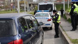 МВР арестува седем души при спецоперация срещу търговията с гласове в Русенско