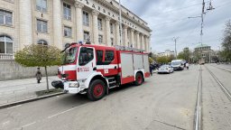 "Остават 2 часа до взривяването": Нова вълна от бомбени заплахи в цялата страна