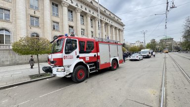 "Остават 2 часа до взривяването": Нова вълна от бомбени заплахи в цялата страна