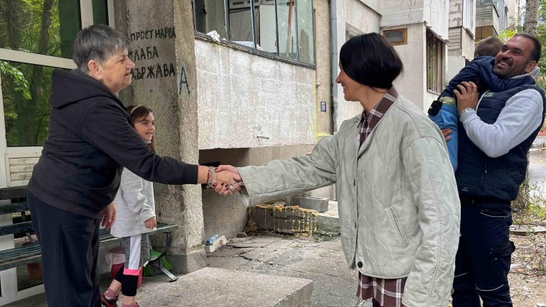 В "Бригада Нов дом" – историята на баба Руми, която превръща болката в любов за своите внучета