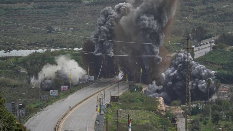 Израел разруши ключов мост над река Литани, Южен Ливан е напълно изолиран (снимки)