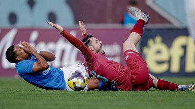 Септември и Спартак сервираха две нули в предпоследния мач от редовния сезон