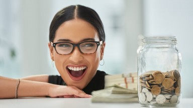 Четири зодии, готови да продадат душата си за пари