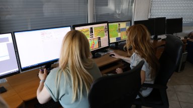 Осигуриха 700 000 евро за бонуси в Агенцията за борба с градушките