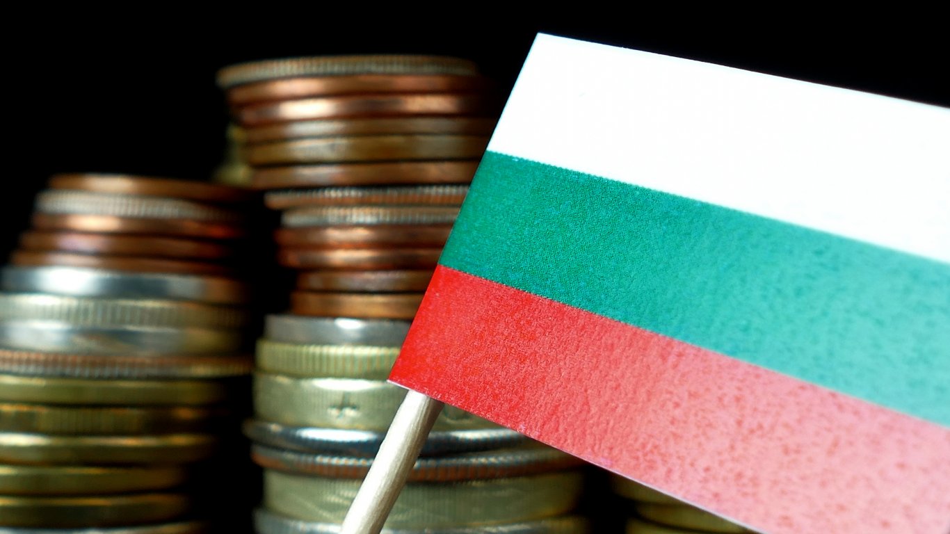 МВФ призовава България да преразгледа фискалната си политика