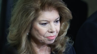 Йотова: Гласувах, за да има скоро работещо Народно събрание и силно правителство