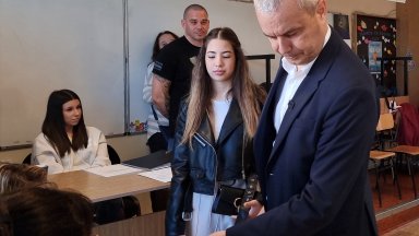 Костадинов: Гласувах за свободна и независима България