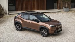 Toyota обнови бестселъра Yaris Cross за втори път (снимки)
