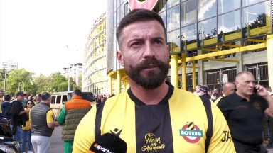 Бивш футболист на ЦСКА и "Ботев" шофира пиян в Пловдив, арестуваха го