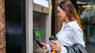 Три зодии, за които месец май ще донесе финансово благополучие