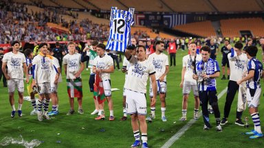 "Човек умира само ако бъде забравен". Жестът, с който Сосиедад трогна футболния свят