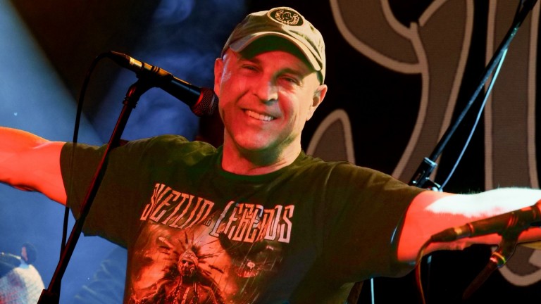 "35 години сцИнична дейност": Светльо Витков събира ъндърграунд елита на 25 април в зала "Асикс Арена"