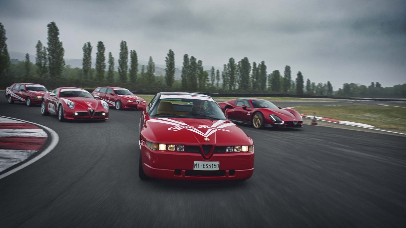 Alfa Romeo стартира програма за обучение по шофиране на писта
