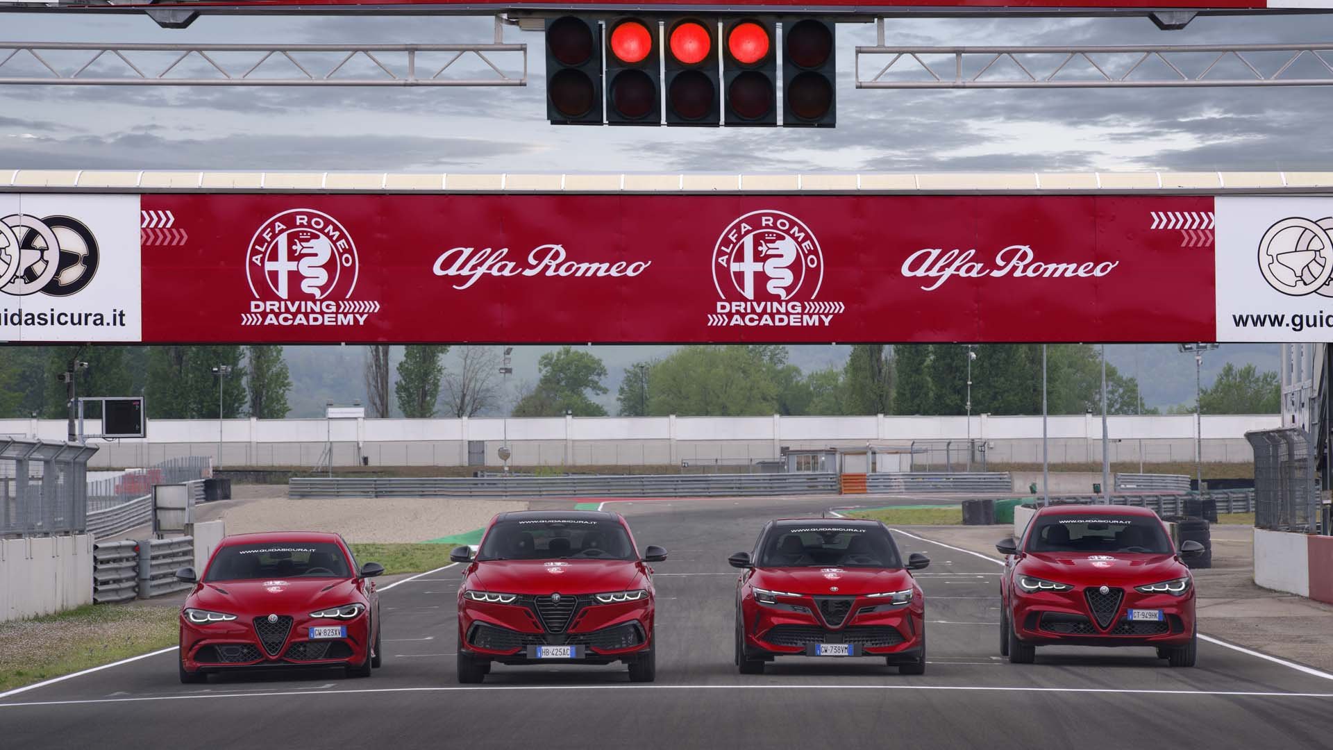 Alfa Romeo Giulia, Tonale, Stelvio и  Junior 