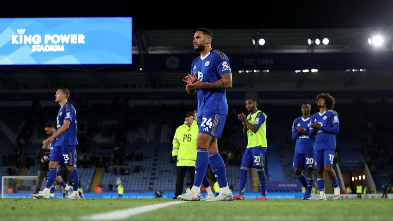 Пропадането е факт: 10 години след титлата, Лестър се свлече до третото ниво