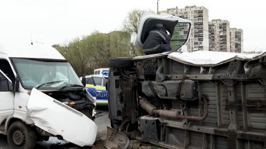 Пътна обстановка:  18 тежки катастрофи, с 23 ранени 