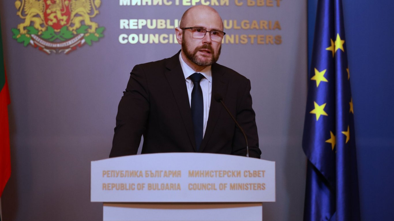 Министърът на правосъдието Янкулов очаква избор на нов временно изпълняващ длъжността главен прокурор