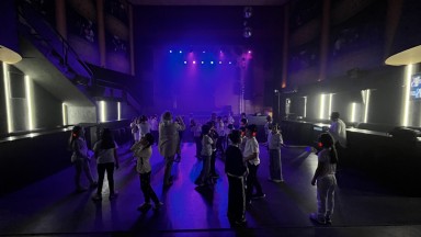 "Стая без стени" събира деца от четири континента в интерактивен спектакъл в София