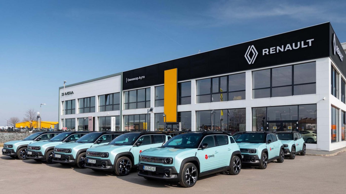 „Спиди“ заложи на електрическите модели Renault 4 и Renault 5
