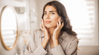 Мъжете губят ума си по тях: 5-те зодии с най-силна женска енергия