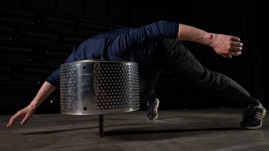 "CO–SURFACE /СЪ–ПОВЪРХНОСТ" изследва съвместното съществуване, различието и границите