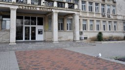 Младежите, убили бездомник във Варна, остават в ареста