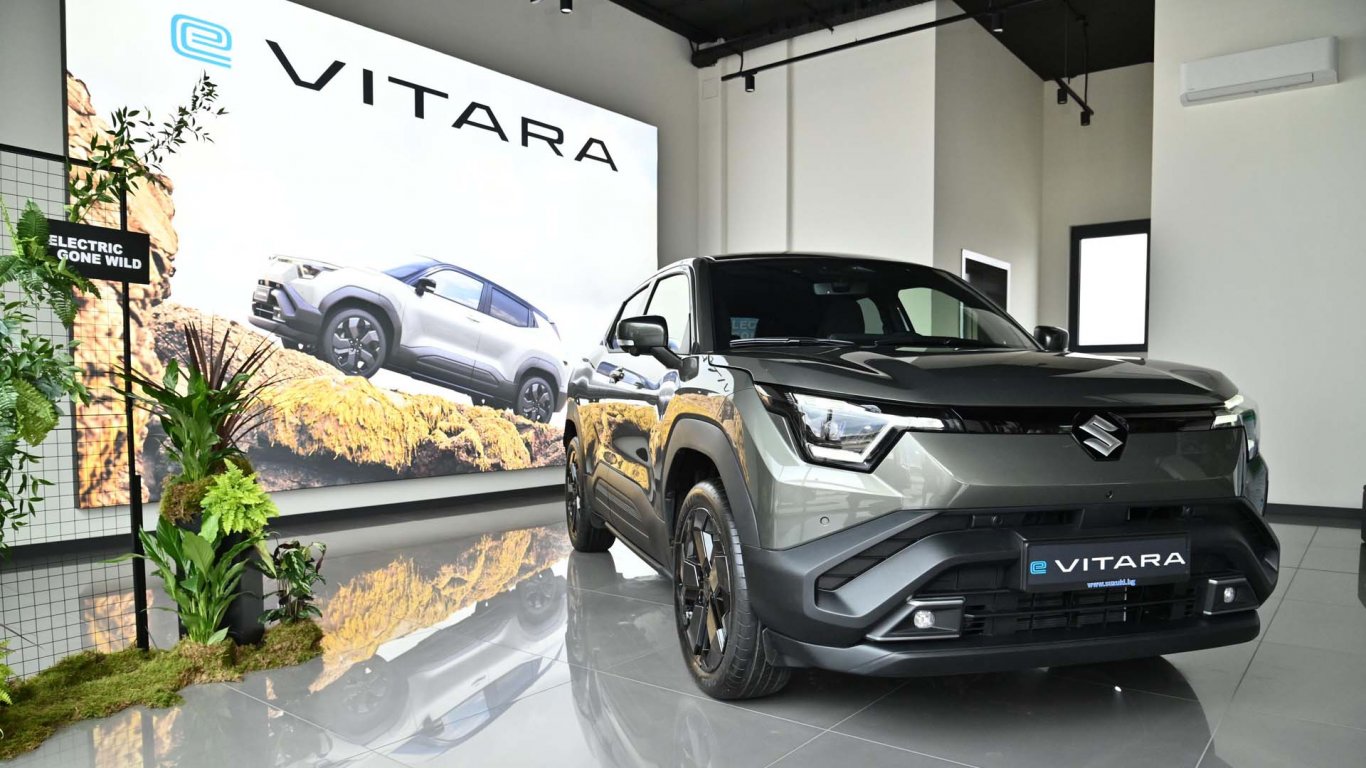 Suzuki Представи Електрическия SUV eVitara на Българския Пазар