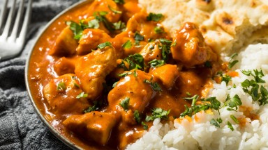 По индийски: Маслено пиле с басмати ориз