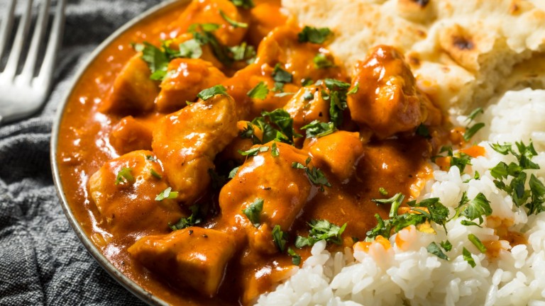 По индийски: Маслено пиле с басмати ориз