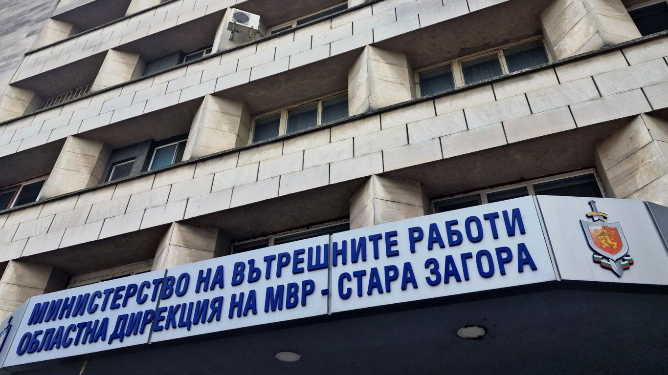 Разследване за присвояване на автомобили: Обвиняем е хоспитализиран