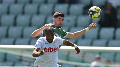 Още "синя" радост: Лудогорец окончателно спука гумите. ЦСКА 1948 го победи и изпревари