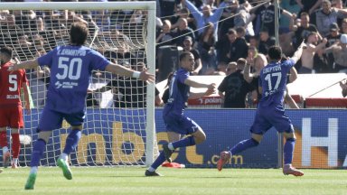 Вечно дерби №3 за сезона: ЦСКА - "Левски" 1:2, големи пропуски за "сините" (на живо)