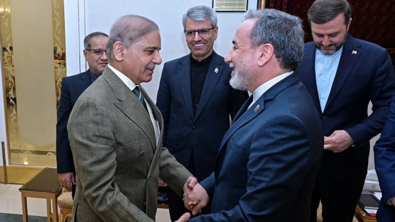 Дипломат №1 на Техеран се срещна с пакистанския премиер в Исламабад