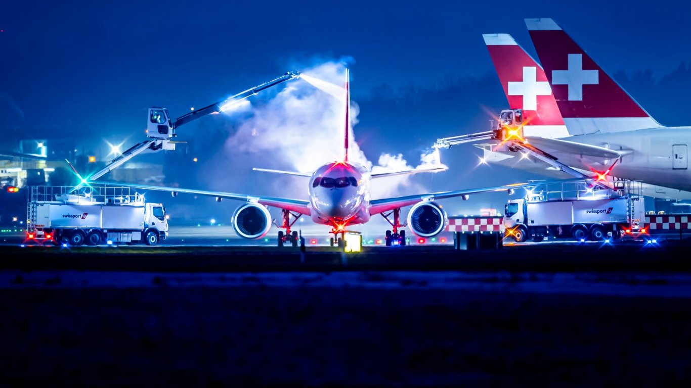 Инцидент със самолет на Swiss Air в Делхи: Шестима пострадали