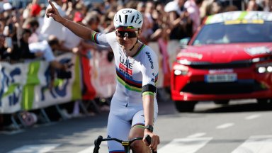 Погачар забрави френския кошмар и спечели още една класика