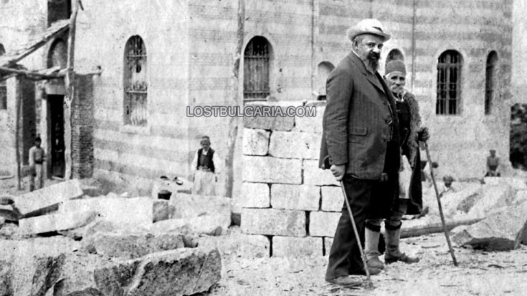 Пенчо Славейков: Животът на всякой човек е огърлица от весели и скръбни дни