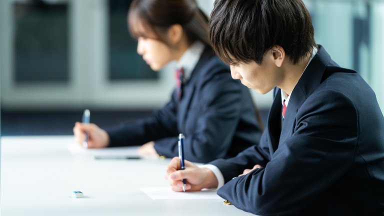 GPT-5.2 постигна рекордни резултати на изпитите за кандидат-студентите в Япония